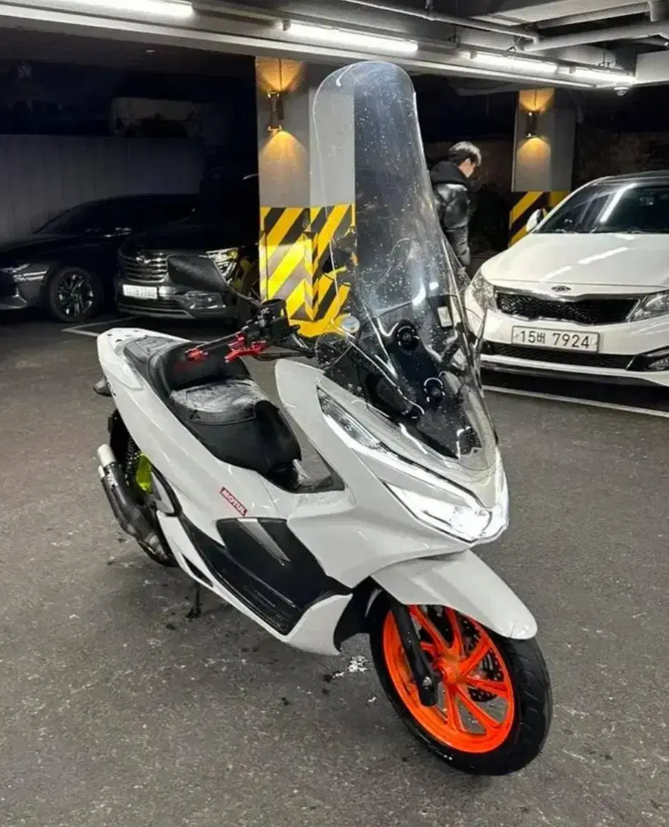 [HONDA]PCX125 20년식 익실머플러 구변완료